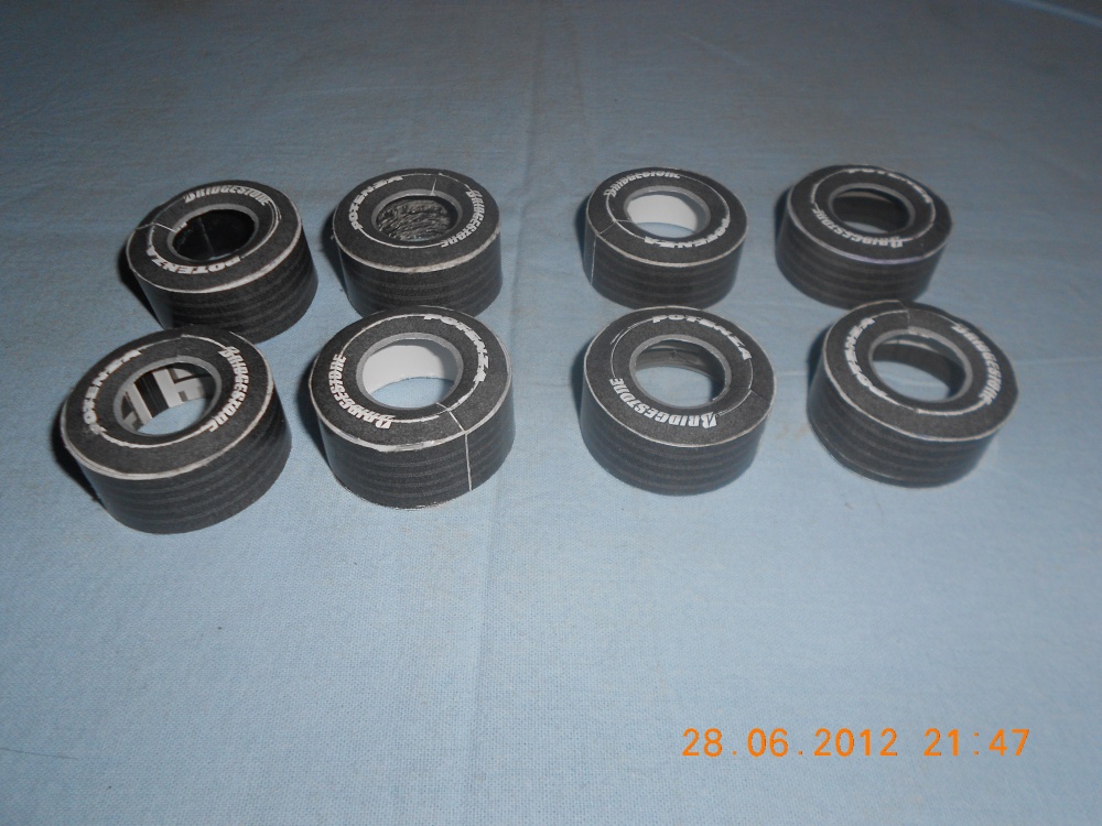 Beneton B200 (Plná velikost v novém okně) Beneton B200