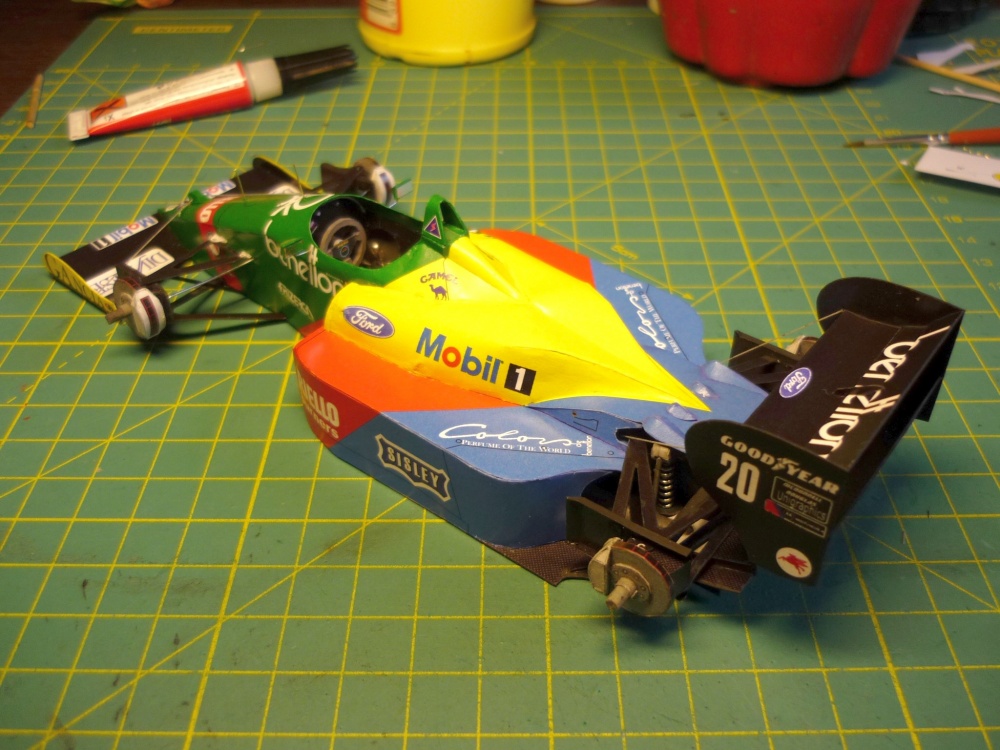 Benetton B 188 - Thierry Boutsen - Kanada 88 (Plná velikost v novém okně) Benetton B 188 - Thierry Boutsen - Kanada 88