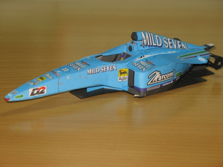 Benetton B200 G. Fisichella (Plná velikost v novém okně) Benetton B200 G. Fisichella