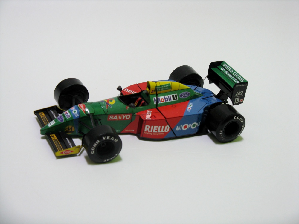 Benetton Ford B190 - 1990 (Pln� velikost v nov�m okn�) Benetton Ford B190 - 1990