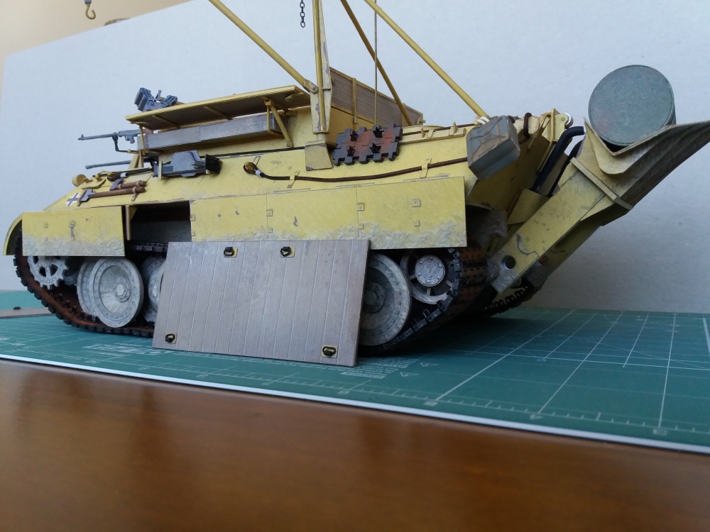 Bergepanther SdKfz 179 (Plná velikost v novém okně) Bergepanther SdKfz 179