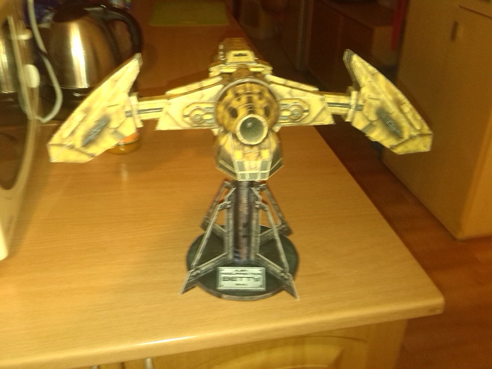Betty Alien Ressurection (Pln� velikost v nov�m okn�) Betty Alien Ressurection