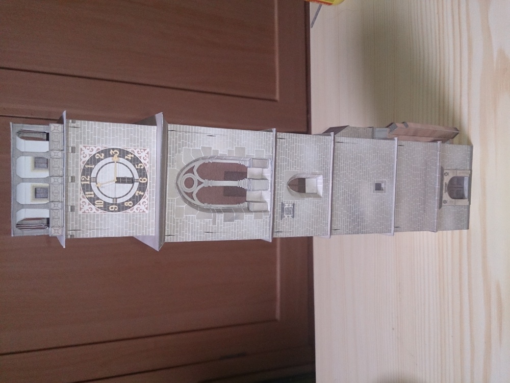 Bílá věž (Plná velikost v novém okně) Bílá věž