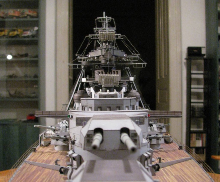 Bismarck (Plná velikost v novém okně) Bismarck