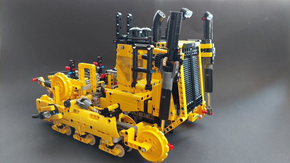 414095