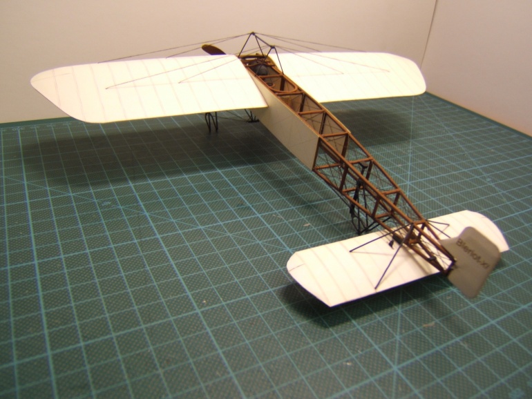 Bleriot XI (Plná velikost v novém okně) Bleriot XI