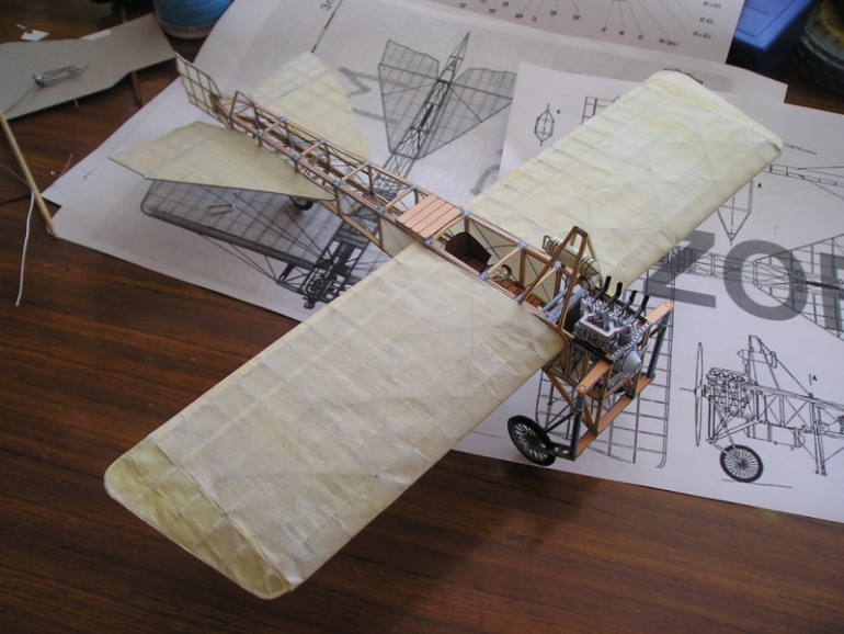Blériot XI (Plná velikost v novém okně) Blériot XI