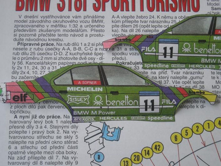 BMW 318i SPORTTURISMO (Plná velikost v novém okně) BMW 318i SPORTTURISMO