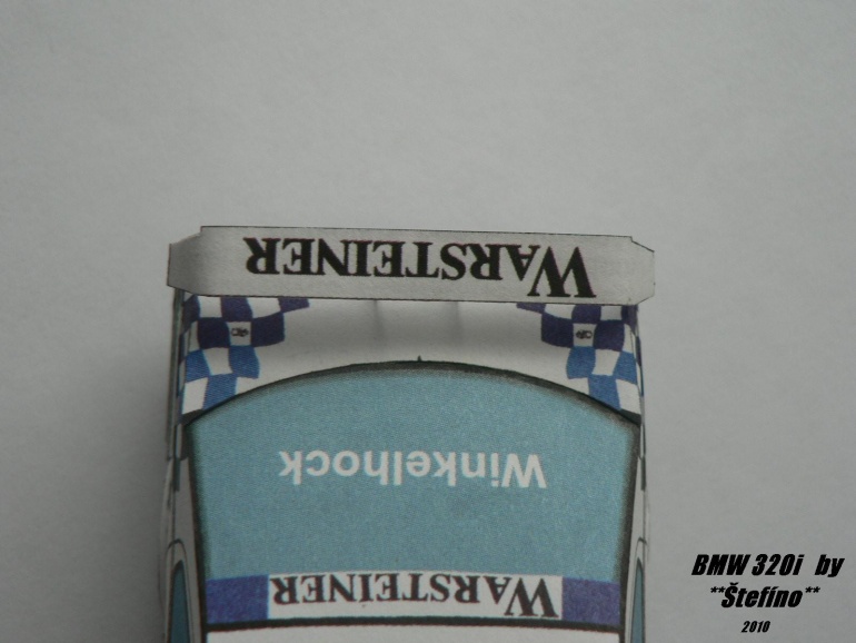 BMW 320i (Plná velikost v novém okně) BMW 320i