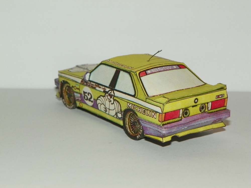 BMW M3 (Plná velikost v novém okně) BMW M3