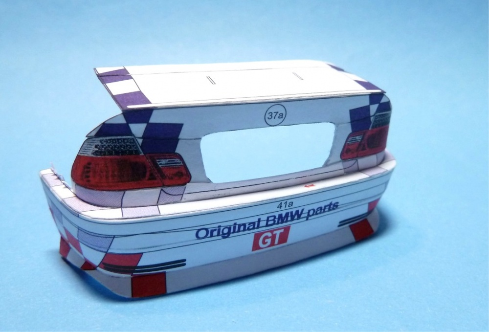 BMW M3 GTR 2001 (Plná velikost v novém okně) BMW M3 GTR 2001