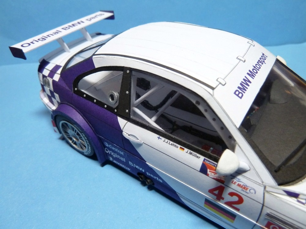 BMW M3 GTR 2001 (Plná velikost v novém okně) BMW M3 GTR 2001