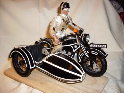 BMW R 16 with side-car BMW R 16 with side-car