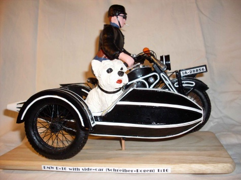BMW R 16 with side-car