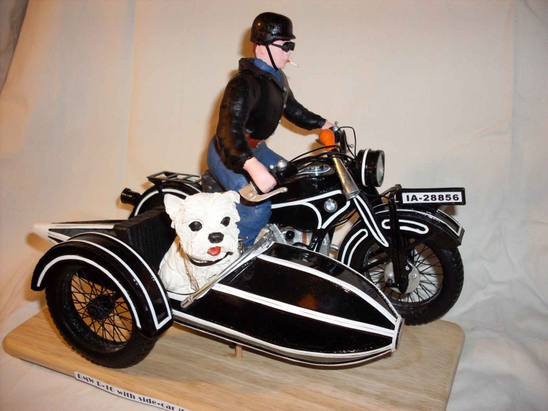 BMW R 16 with side-car