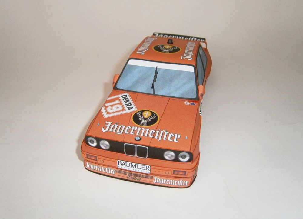 BMW M3 E30 - DTM 1992 (Plná velikost v novém okně) BMW M3 E30 - DTM 1992