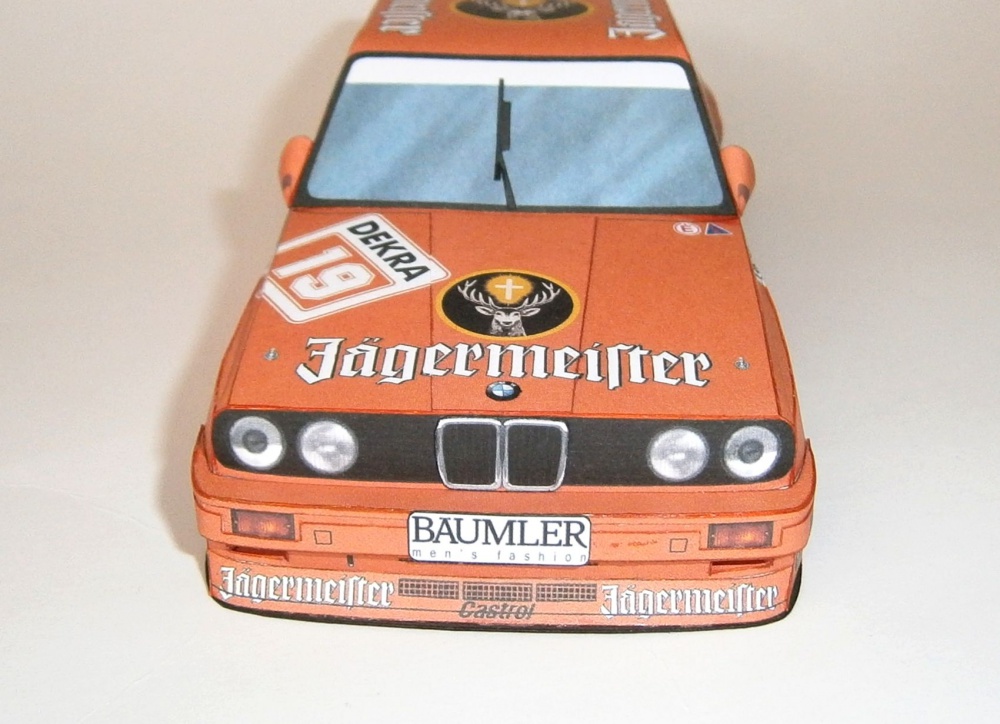 BMW M3 E30 - DTM 1992 (Plná velikost v novém okně) BMW M3 E30 - DTM 1992