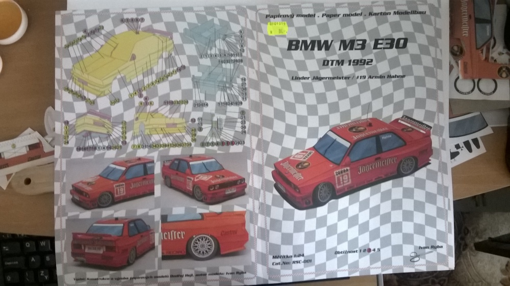 BMW M3 E30 DTM 1992 (Plná velikost v novém okně) BMW M3 E30 DTM 1992