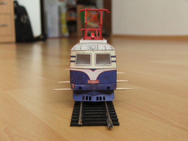 80864