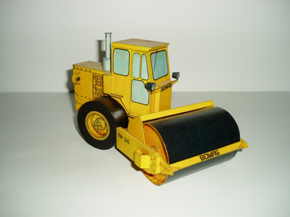 BOMAG BW 210 (Plná velikost v novém okně) BOMAG BW 210