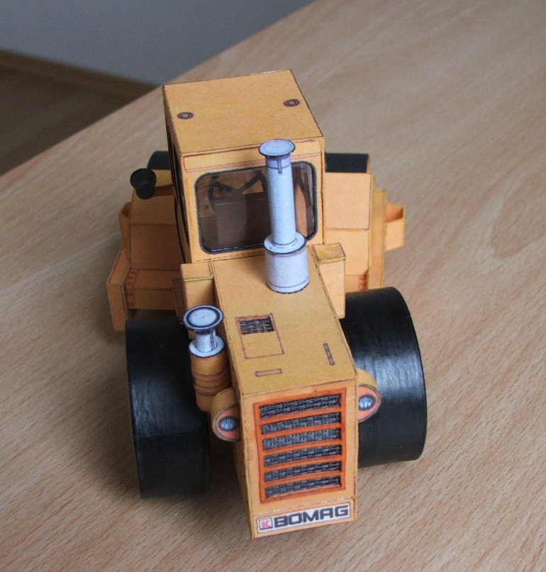 Bomag BW 210 (Plná velikost v novém okně) Bomag BW 210