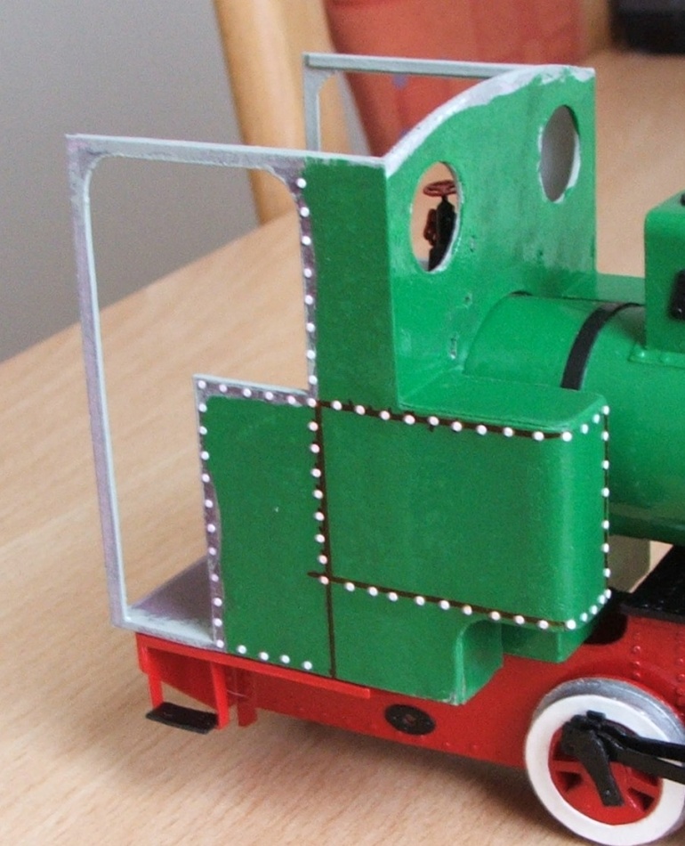 48028