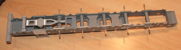 61566