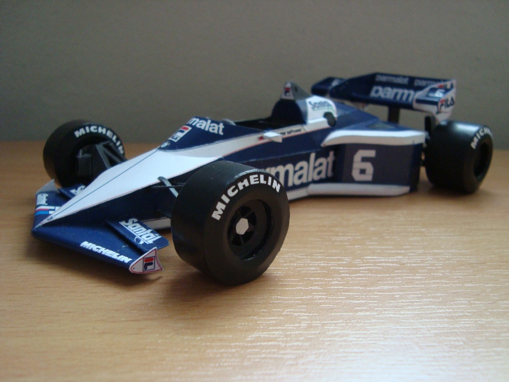 Brabham BT 52B - 1983 - Riccardo Patrese (Plná velikost v novém okně) Brabham BT 52B - 1983 - Riccardo Patrese