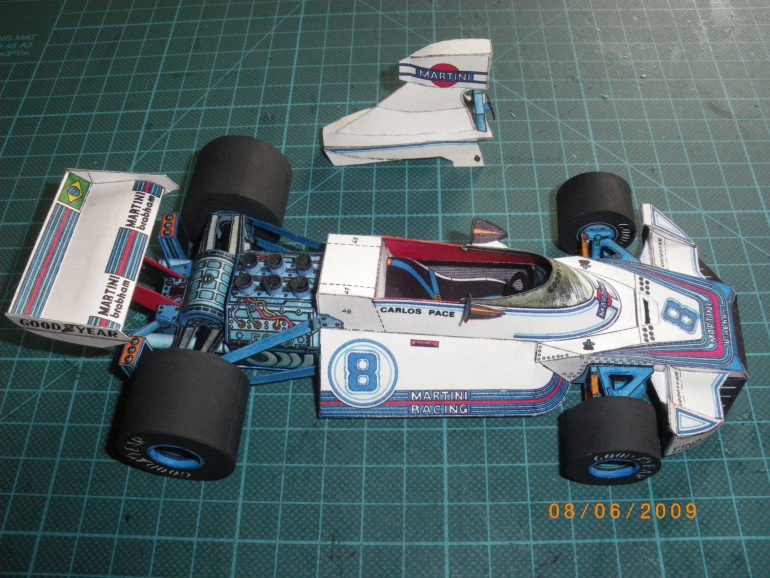 BRABHAM BT44 B (Plná velikost v novém okně) BRABHAM BT44 B