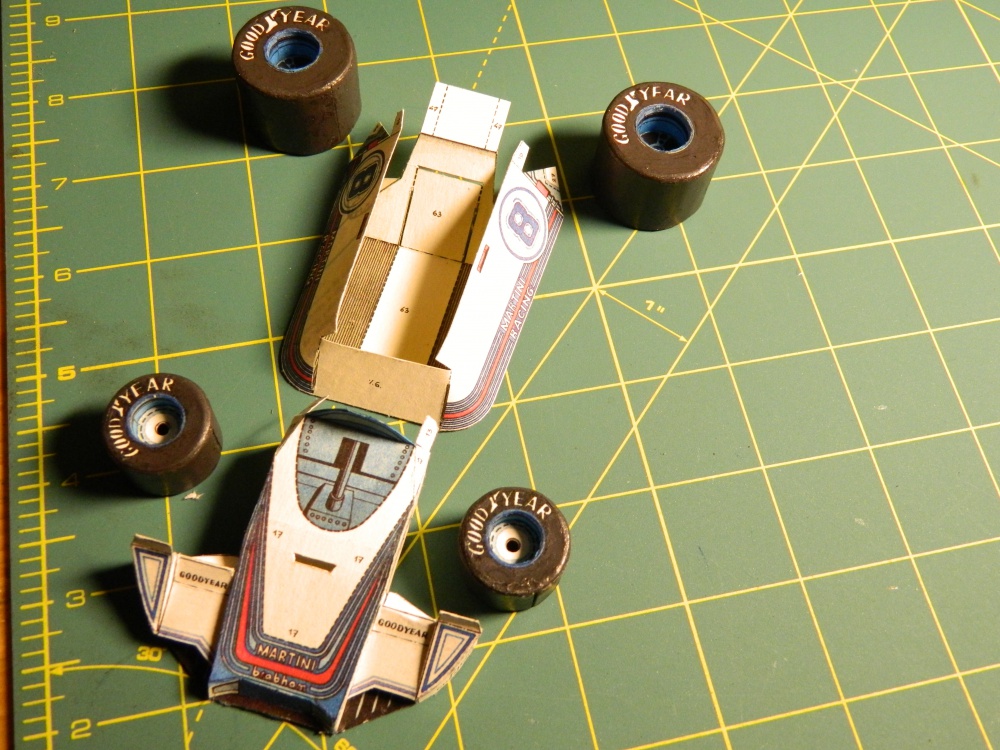 Brabham BT 44B (Plná velikost v novém okně) Brabham BT 44B