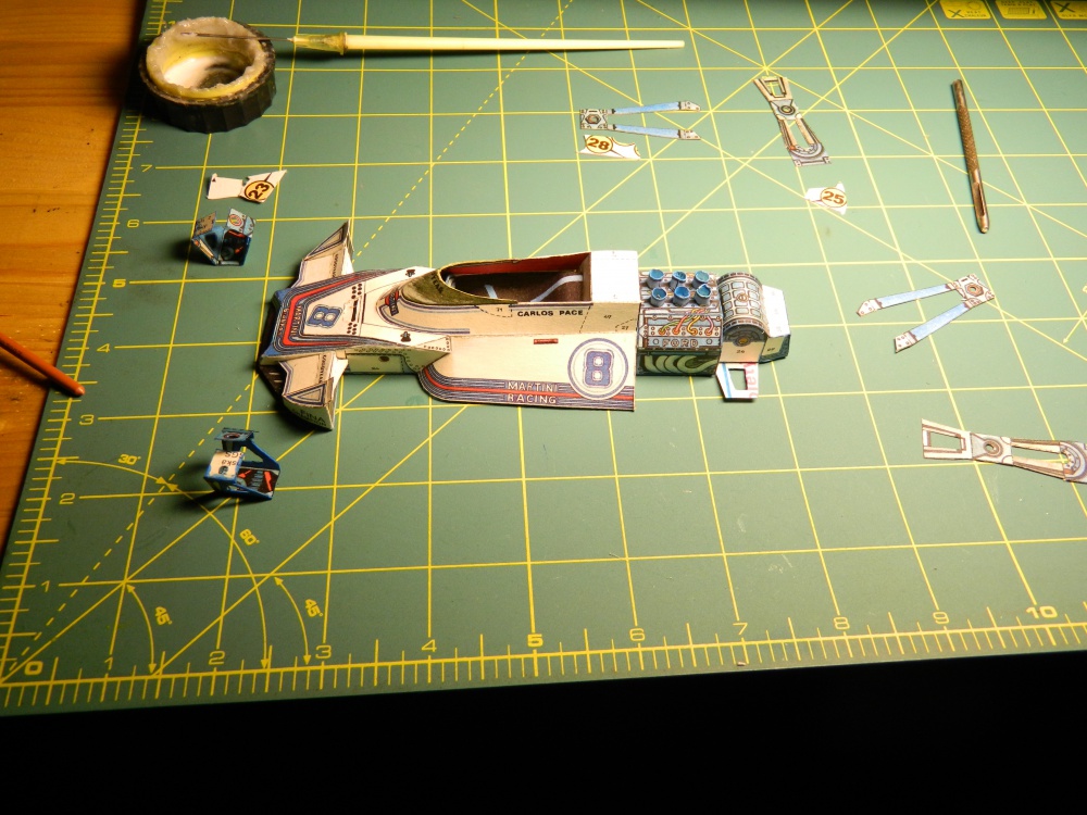 Brabham BT 44B (Plná velikost v novém okně) Brabham BT 44B
