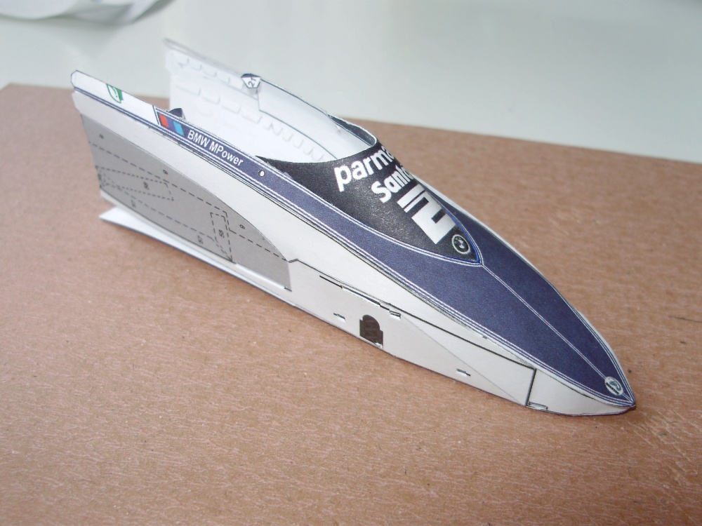 272038