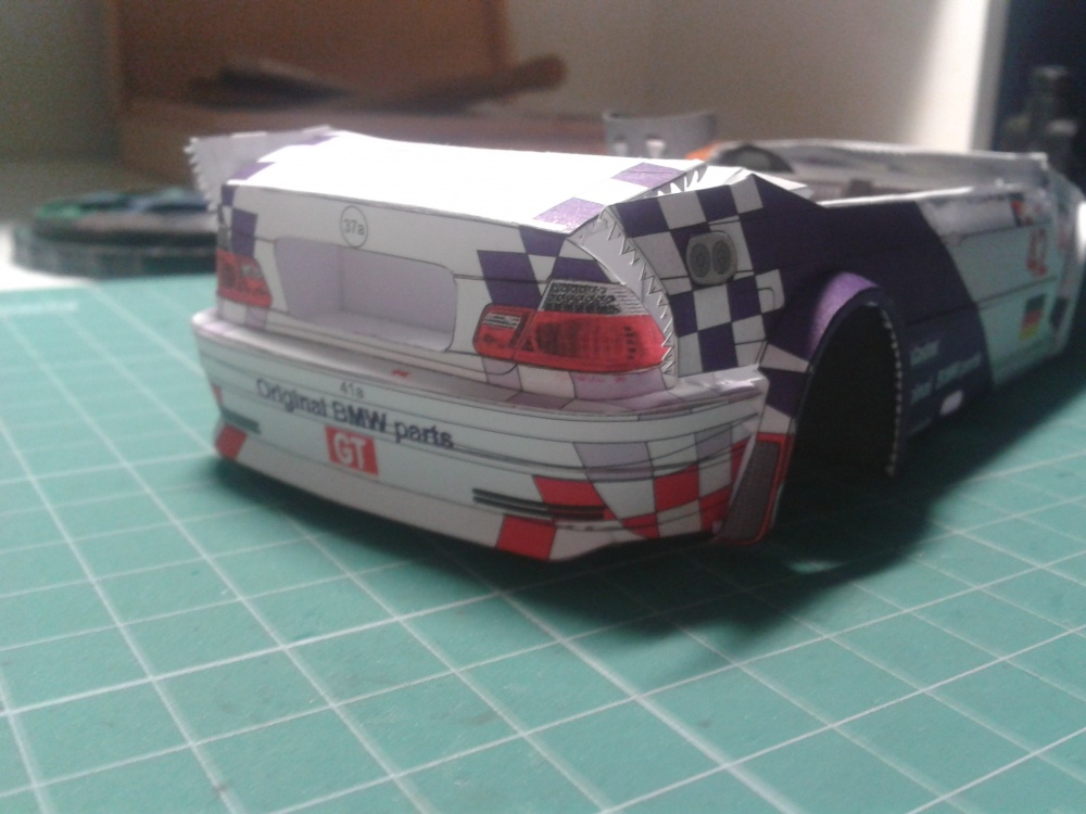 BMW M3 GTR (Plná velikost v novém okně) BMW M3 GTR