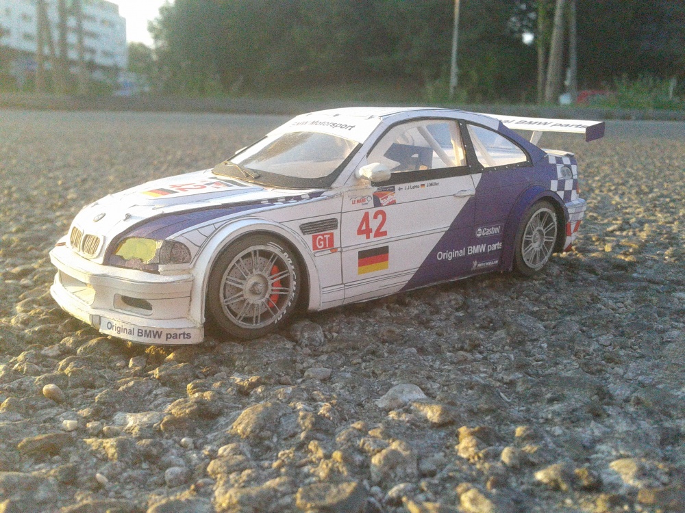 BMW M3 GTR (Plná velikost v novém okně) BMW M3 GTR