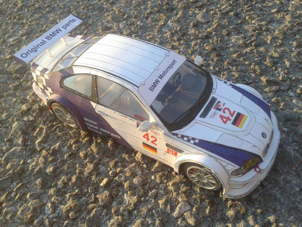 BMW M3 GTR (Pln� velikost v nov�m okn�) BMW M3 GTR