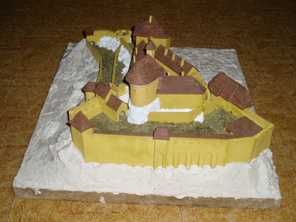 Cachticky hrad (Plná velikost v novém okně) Cachticky hrad