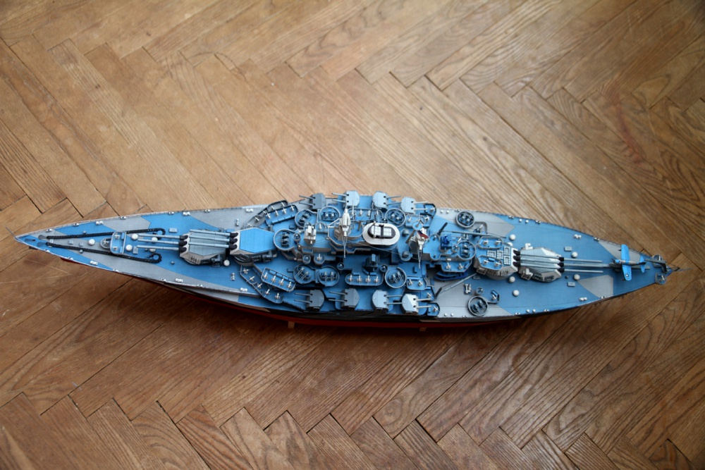 USS California (Plná velikost v novém okně) USS California
