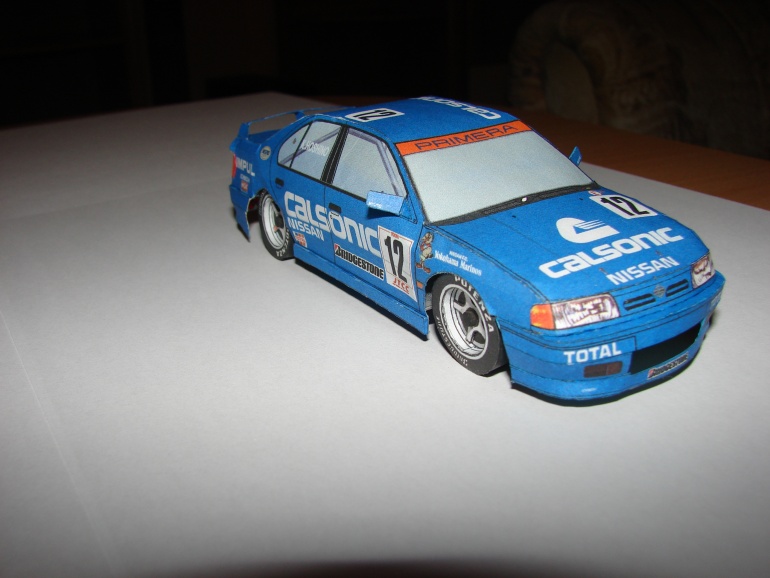Calsonic Nissan Primera (Plná velikost v novém okně) Calsonic Nissan Primera