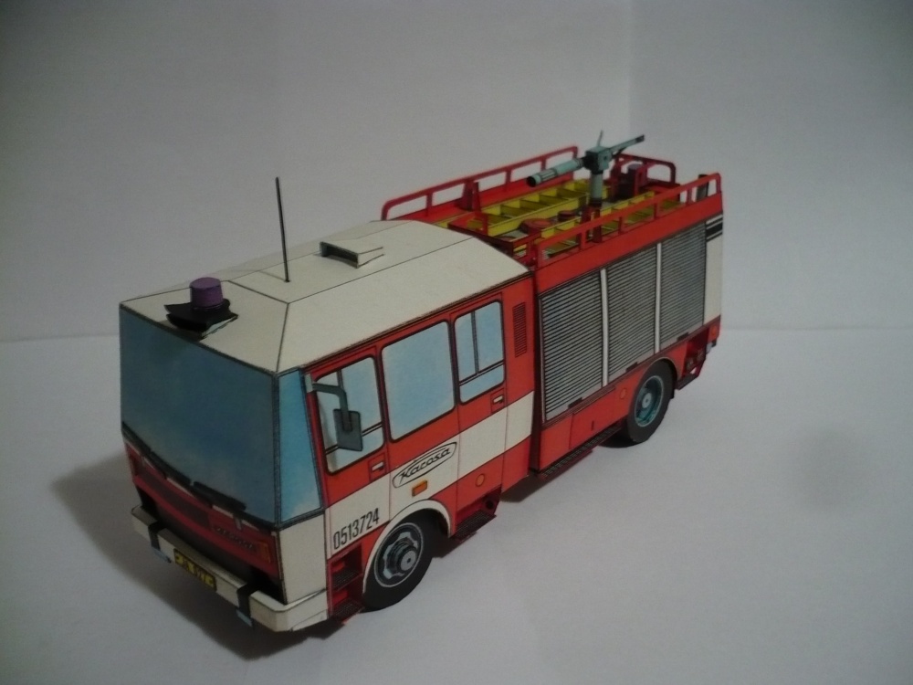 228886