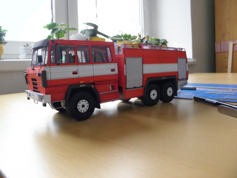 TATRA 815 6x6 CAS 32 (Plná velikost v novém okně) TATRA 815 6x6 CAS 32
