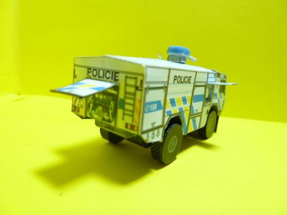 CAS 30 S3R T 815-7 Policie (Pln� velikost v nov�m okn�) CAS 30 S3R T 815-7 Policie