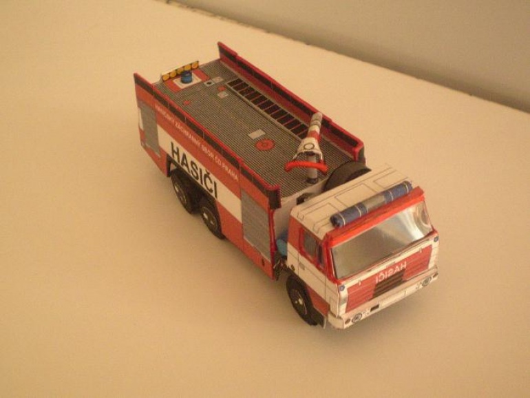 CAS 32 Tatra 815 6*6 HZS �D Praha