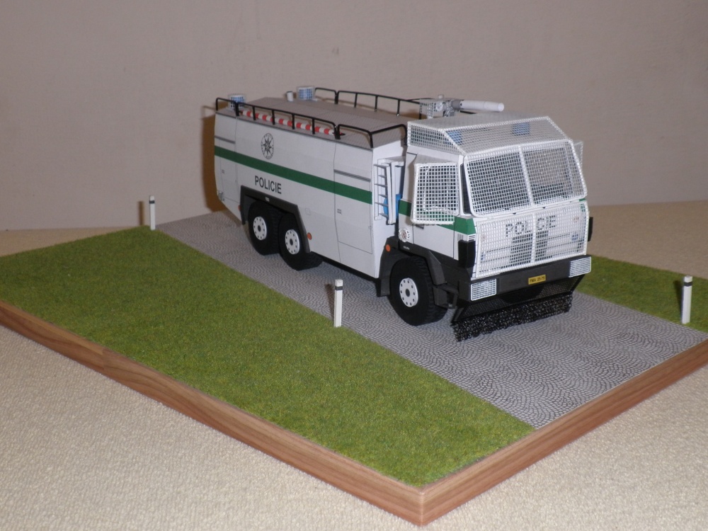 CAS 32 Tatra 815 6x6 POLICIE ČR (Plnďż˝ velikost v novďż˝m oknďż˝) CAS 32 Tatra 815 6x6 POLICIE ČR