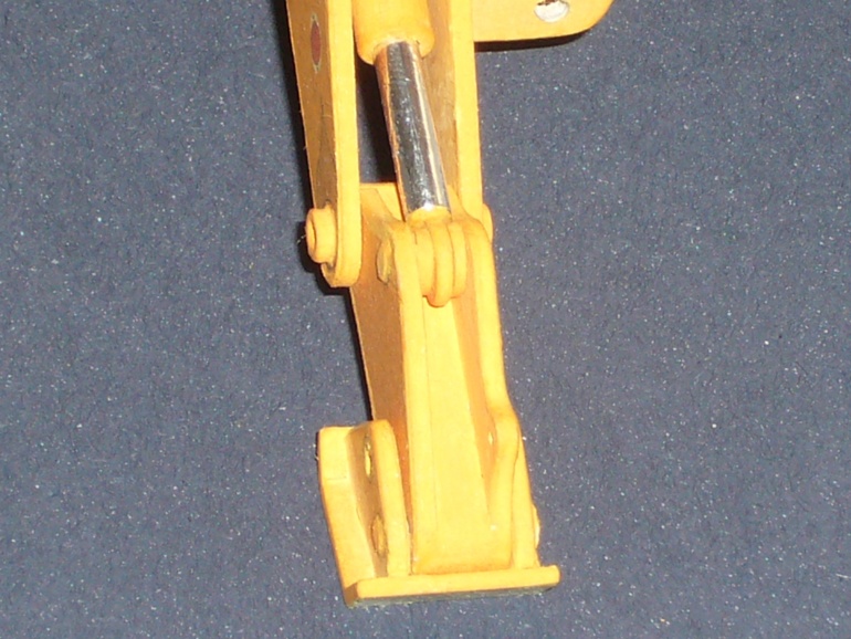 40827