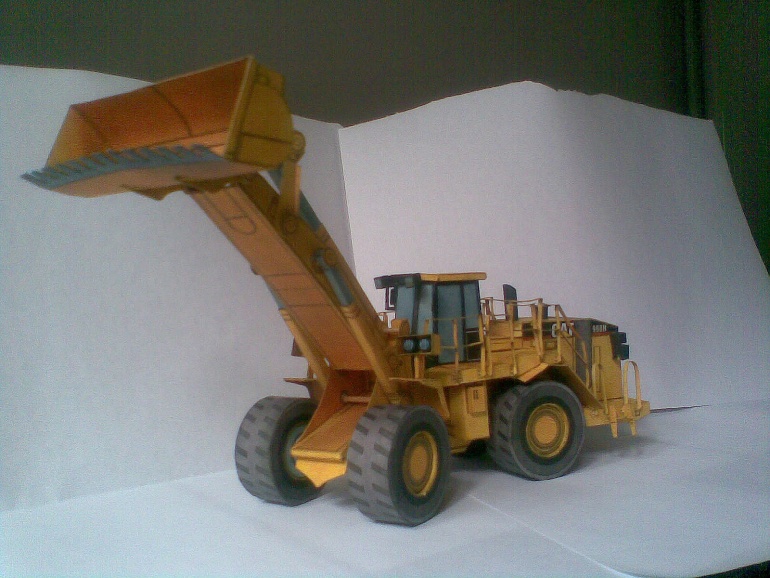 Cat 988H (Plná velikost v novém okně) Cat 988H