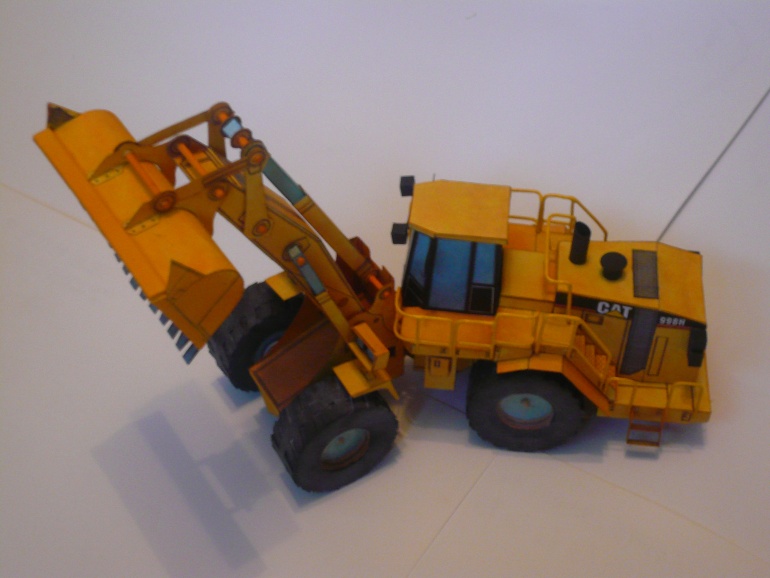 CAT 988H (Plná velikost v novém okně) CAT 988H
