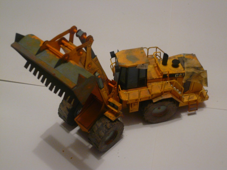CAT 988H (Plná velikost v novém okně) CAT 988H