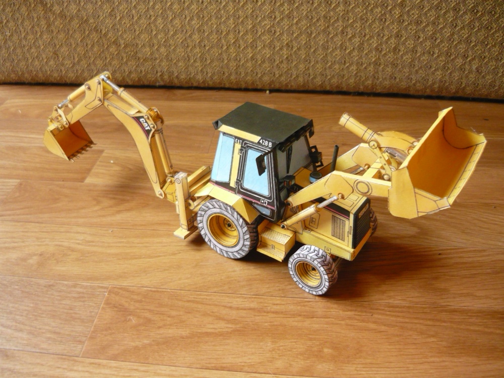 Caterpillar 428 B (Plná velikost v novém okně) Caterpillar 428 B