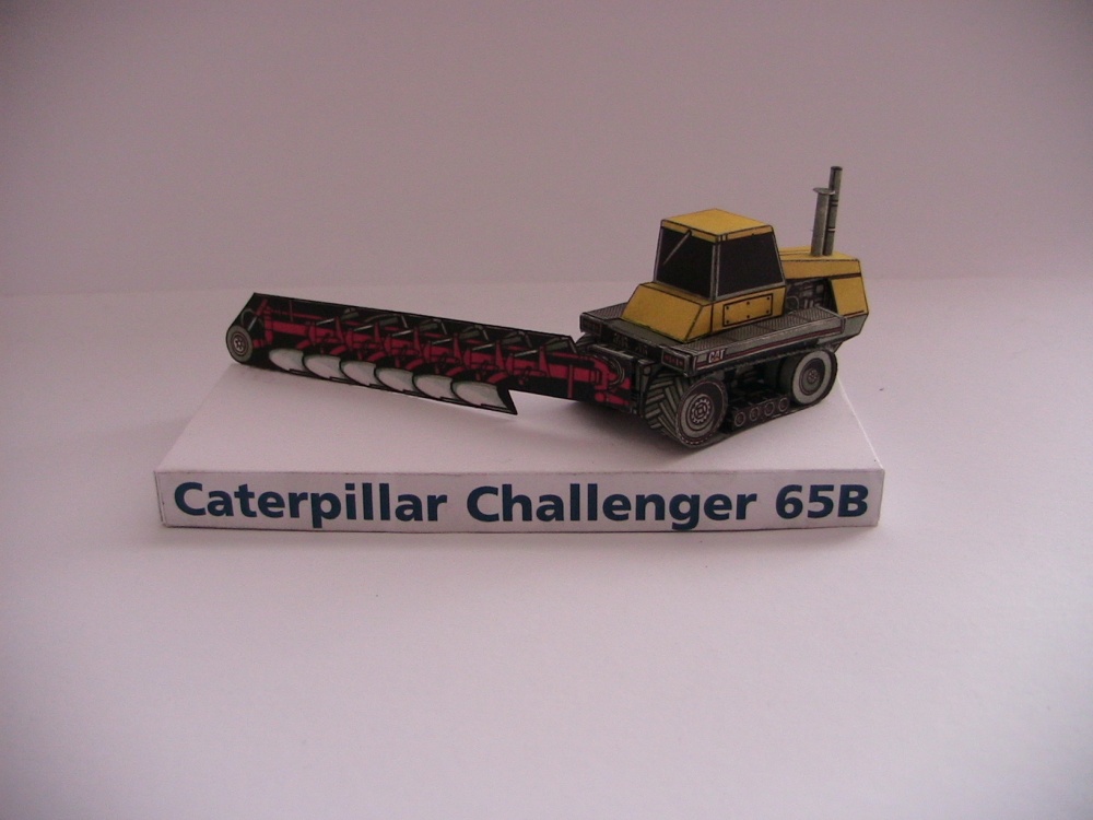 Caterpillar Challenger 65B (Plná velikost v novém okně) Caterpillar Challenger 65B