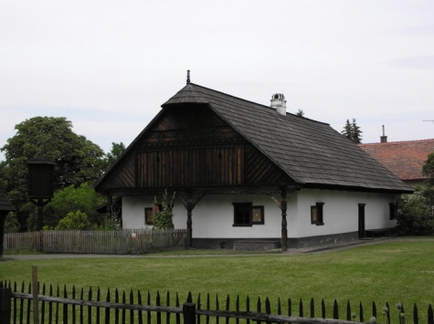 Chalupa z Polabí - foto skutečné stavby Chalupa z Polabí - foto skutečné stavby